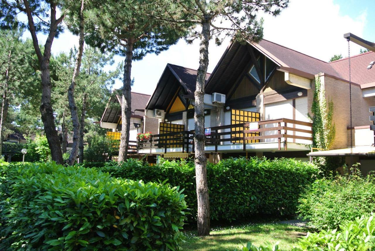 Villa Riviera 56 Lignano Sabbiadoro Exterior photo